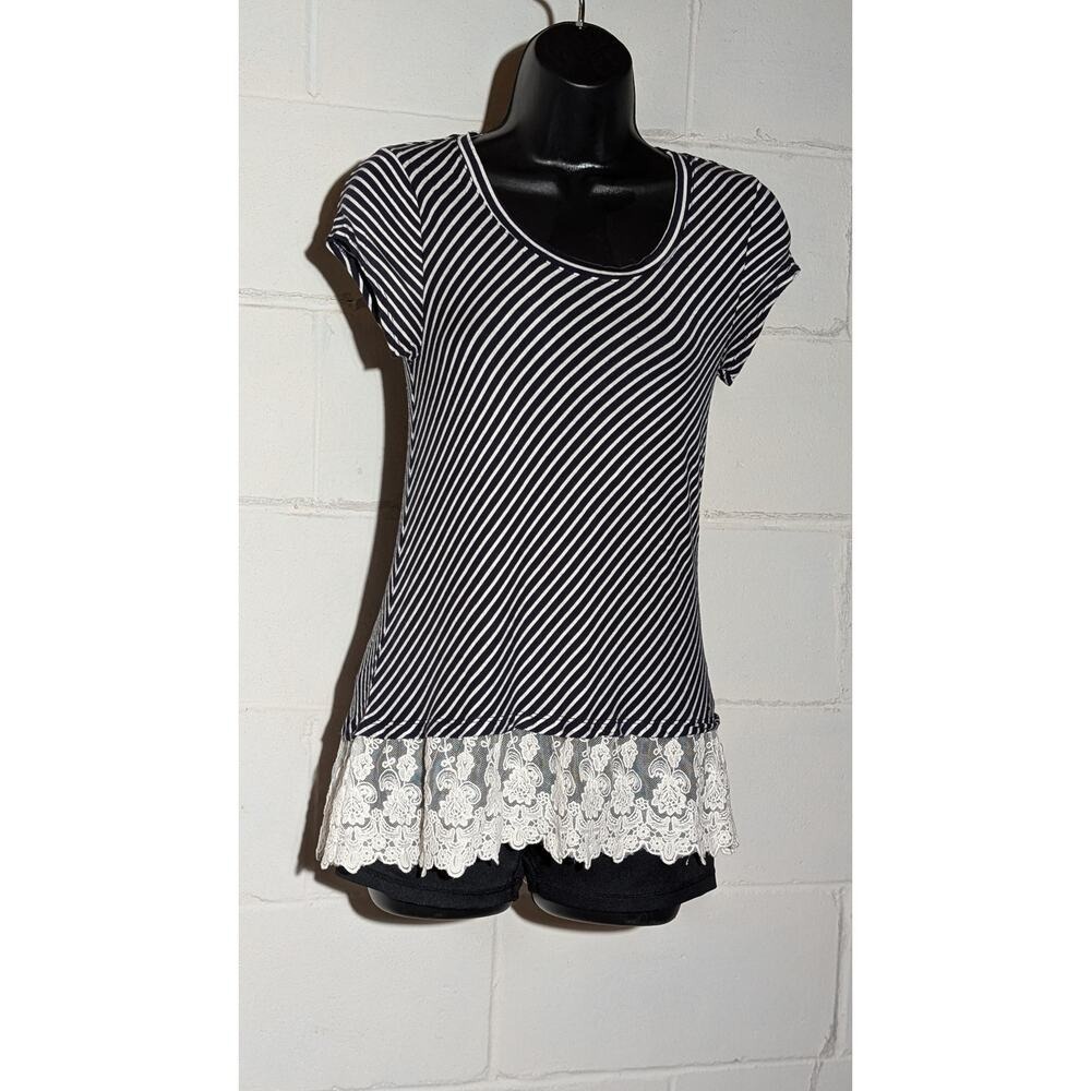 A. Byer Striped Tunic Top Lace Trim Short Sleeve Casual Blouse Small